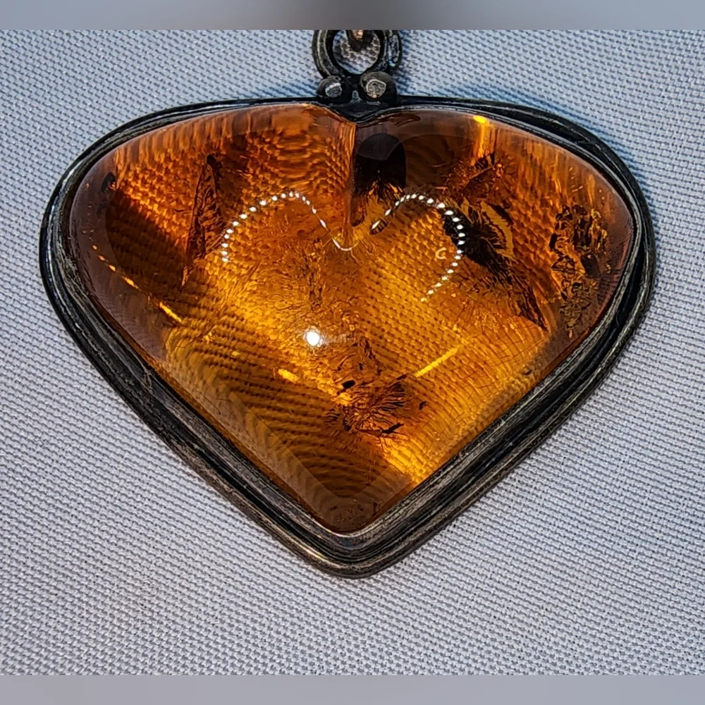 Vintage Sterling Silver Amber Heart Pendant